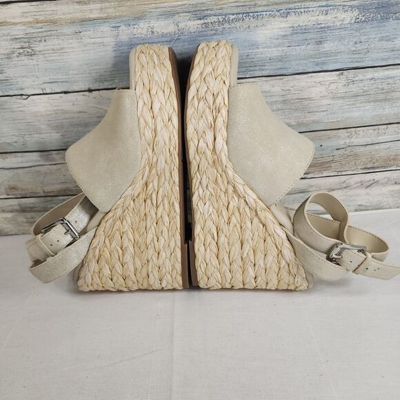 Marc Fisher Ltd Woman's Heels Nelly Size 9 Chamois Sparkle Wedge Heels - Picture 12 of 16